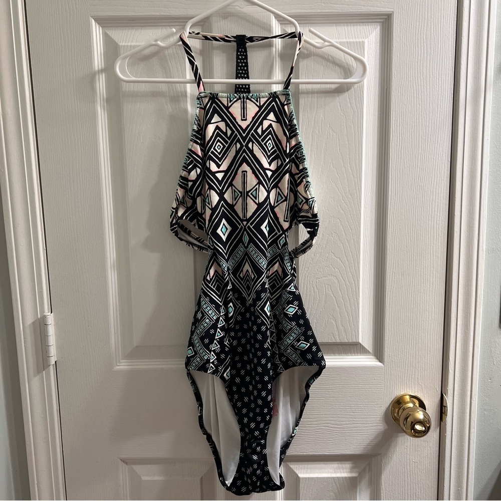 Victoria’s Secret One-Piece Cut Out Bathing Suit